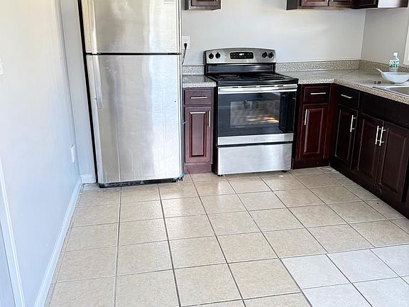 3rd image of 44 Pastoral Ln