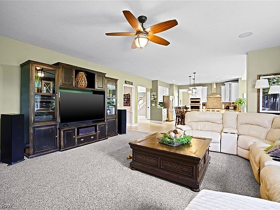 4th image of 4497 Vista Cir