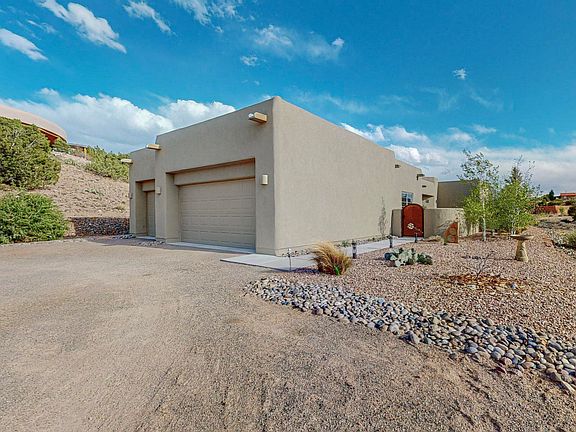 3rd image of 14 Anasazi Meadows Ct