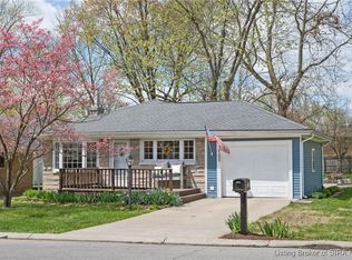 2589 Roanoke Ave, New Albany, IN 47150