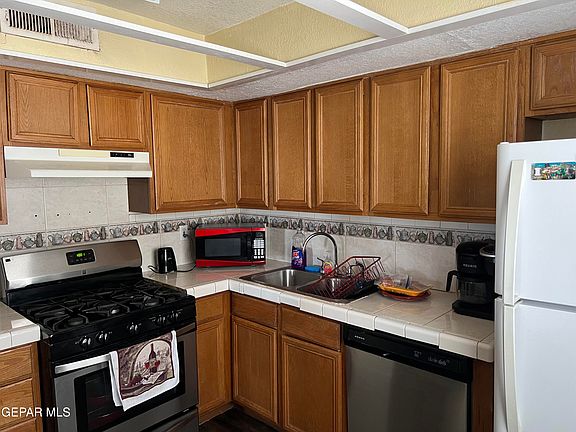 4th image of 10632 Springwood Dr APT D