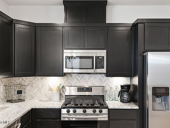 5th image of 3716 Lana Pl