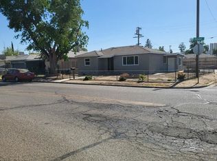745 N Rinaldi St, Visalia, CA 93291