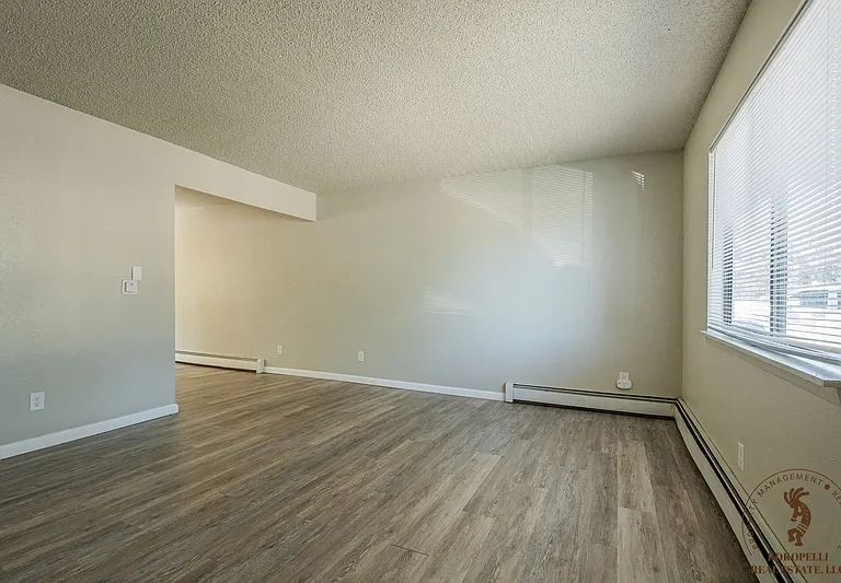 106 Peter Dr #2 — Photo 2