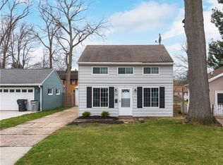 186 Lakewood Dr, Avon Lake, OH 44012