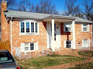 9932 Henrico St, Manassas, VA 20109