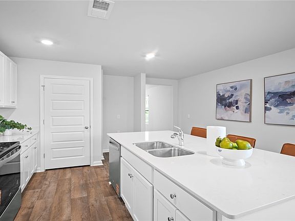 7th image of this home