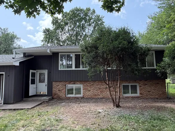 8055 Zane Ave N, Brooklyn Park, MN 55443