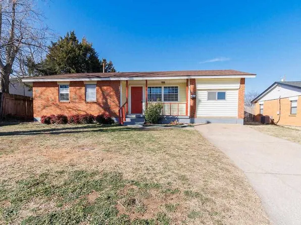 205 Oak St, Elgin, OK 73538