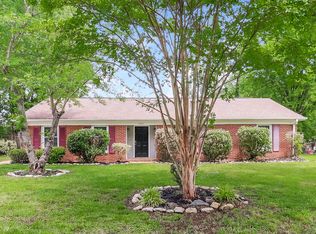 2010 Longdale Dr, Charlotte, NC 28217