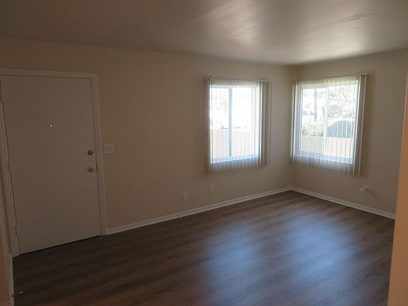 5th image of 424 Richfield Ave #424