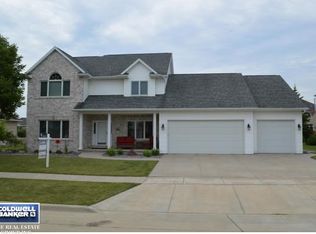 325 E Stratford Ln, Appleton, WI 54913