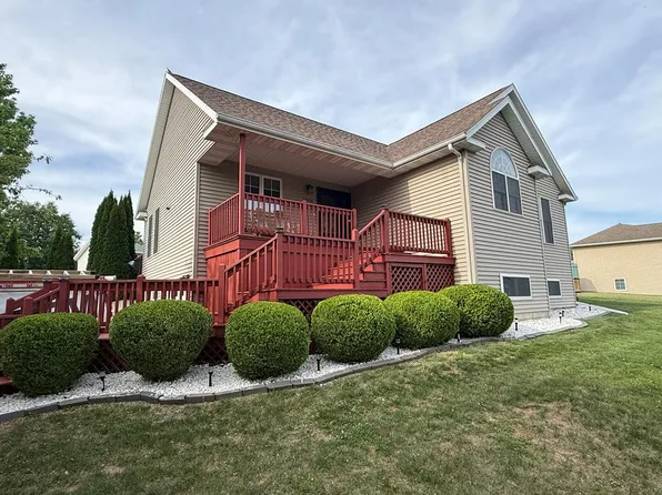 1303 Castle Dr, Kirksville, MO 63501