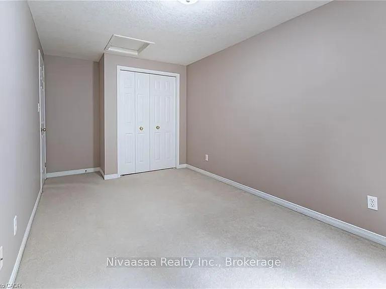 110 Activa Ave #D21 — Photo 30