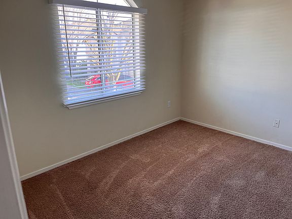 5th image of 5383 Rockwood Cir