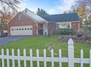 2452 Kings Ln, Pittsburgh, PA 15241