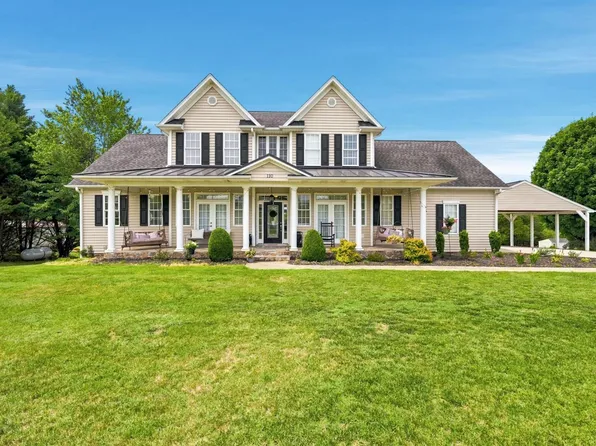 110 Harmony Ln, Forest, VA 24551