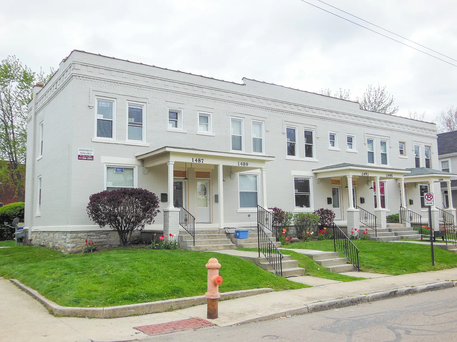 2 bed, 1032 sqft, $1,350 — Photo 1