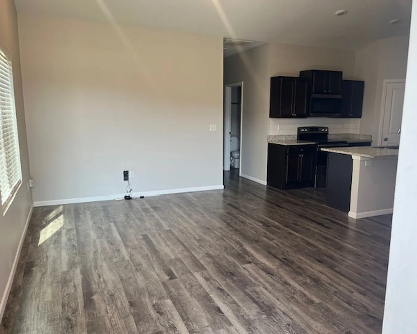 3 Bedroom 2 Bath Duplex Located in Andover — Photo 4