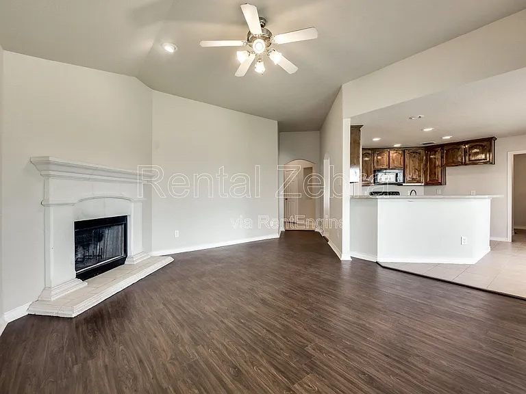 4216 Summersweet Ln — Photo 3