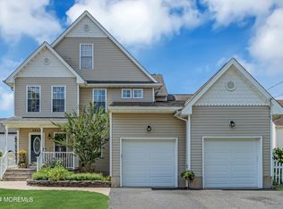 1210 Burns Ave, Toms River, NJ 08753