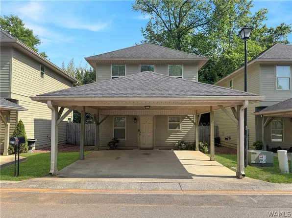 5079 Moores Bridge Aly, Northport, AL 35473