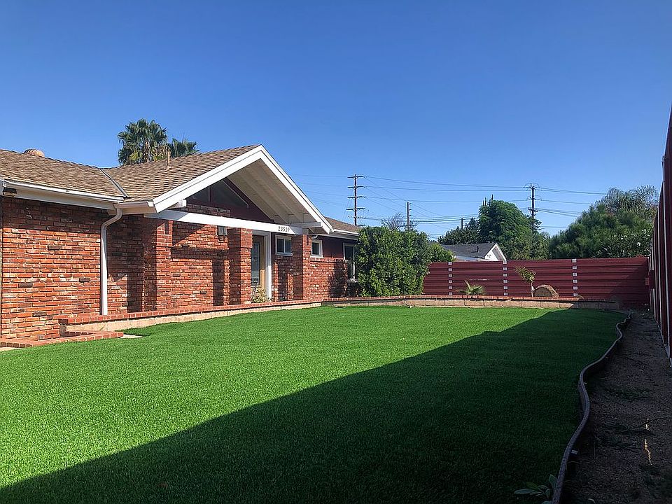 1st image of 23519 Victory Blvd