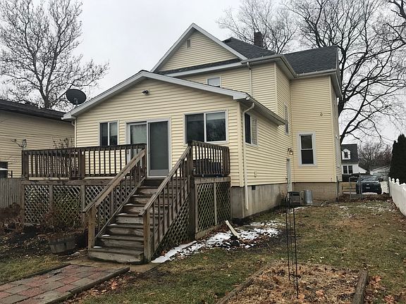 3rd image of 506 N Wood St
