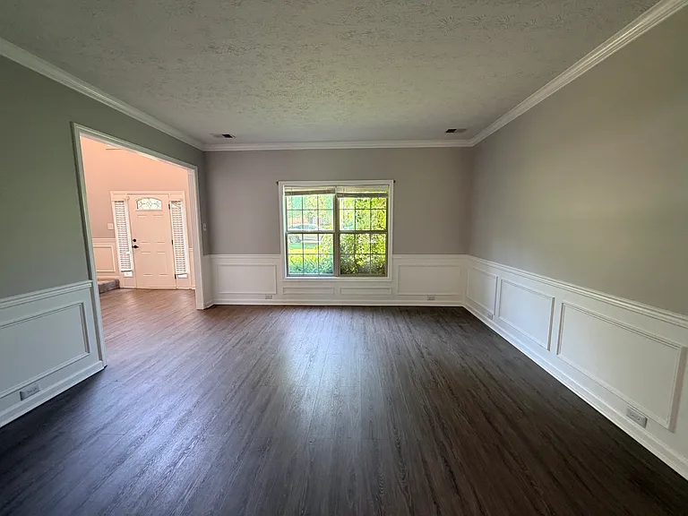 4852 Clifford Cir — Photo 5