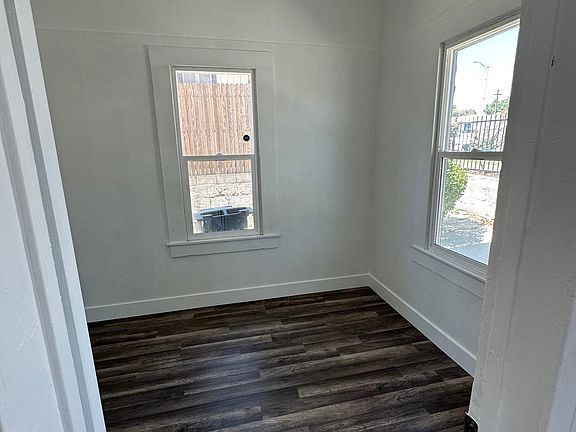 4th image of 440 W Valley Blvd #1/2