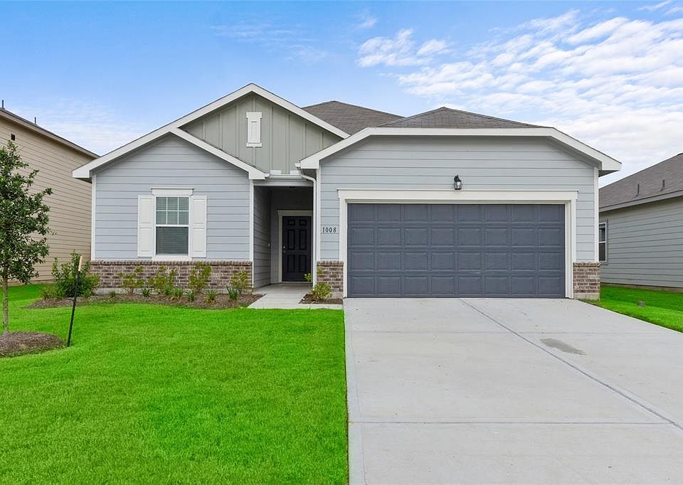 1st image of 1008 Water Oak Ln