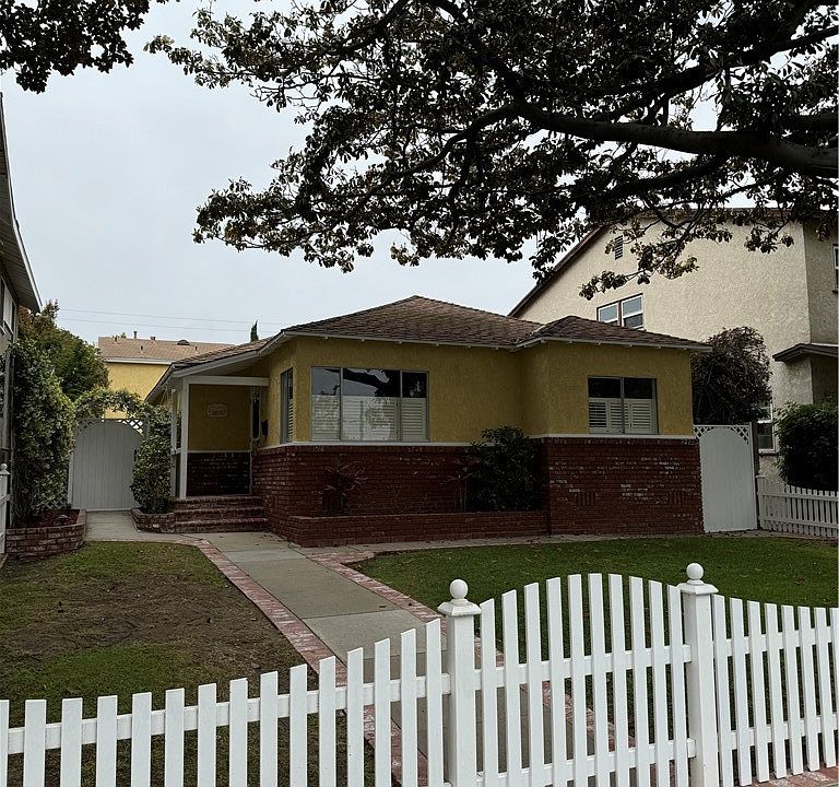 1st image of 911 Acacia Ave