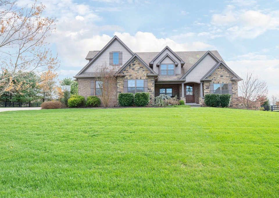 1st image of 622 Burr Oak Dr