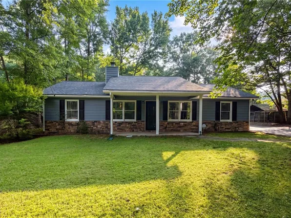 282 Bell Wood Rd, Jefferson, GA 30549