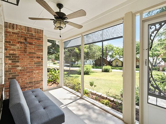 4th image of 176 Seaside Dr