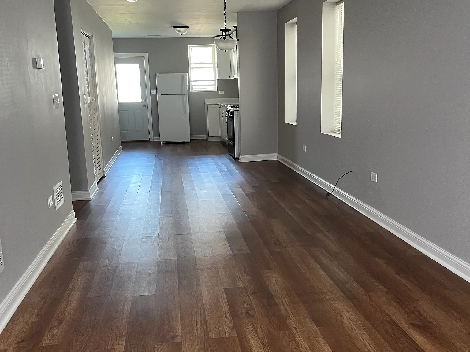 2 bed, $1,400 — Photo 2