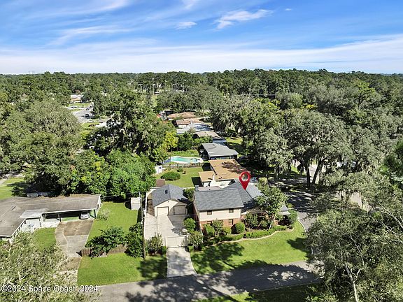 5th image of 5479 Allamanda Dr