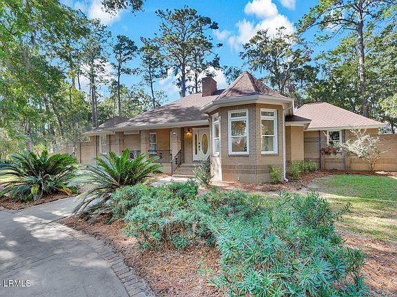 2nd image of 10 Dolphin Point Drive