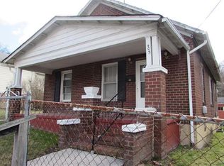 403 E Cherry St, Covington, VA 24426
