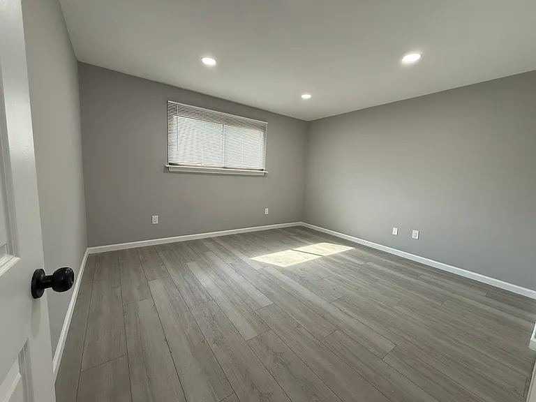 215 Stony Way — Photo 10