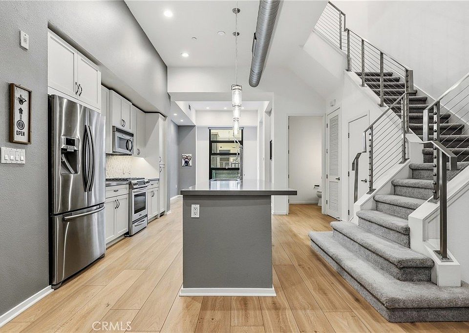 1st image of 133 The Promenade N Unit 118