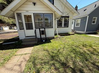 1258 Farrington St, Saint Paul, MN 55117
