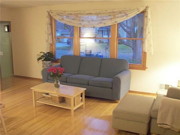 3rd image of 49 Citrus Dr