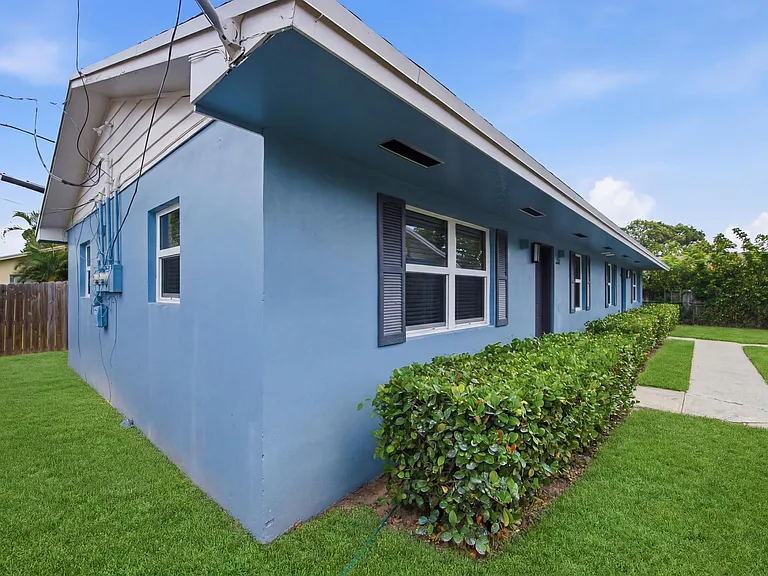 355 Wickline Blvd — Photo 3