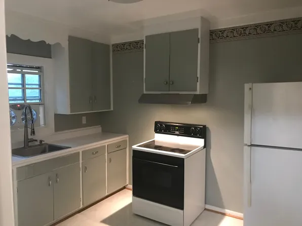 134 2nd St #3, Williamsburg, VA 23185