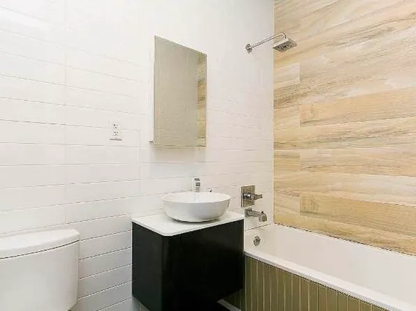 949 Willoughby Avenue image 8 of 16