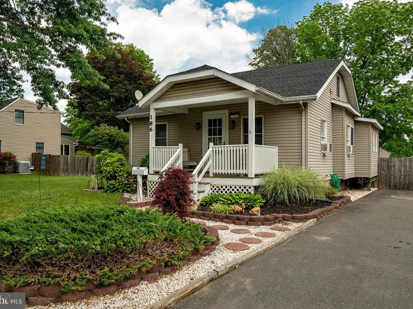 186 Highland Ave, Hamilton, NJ 08620