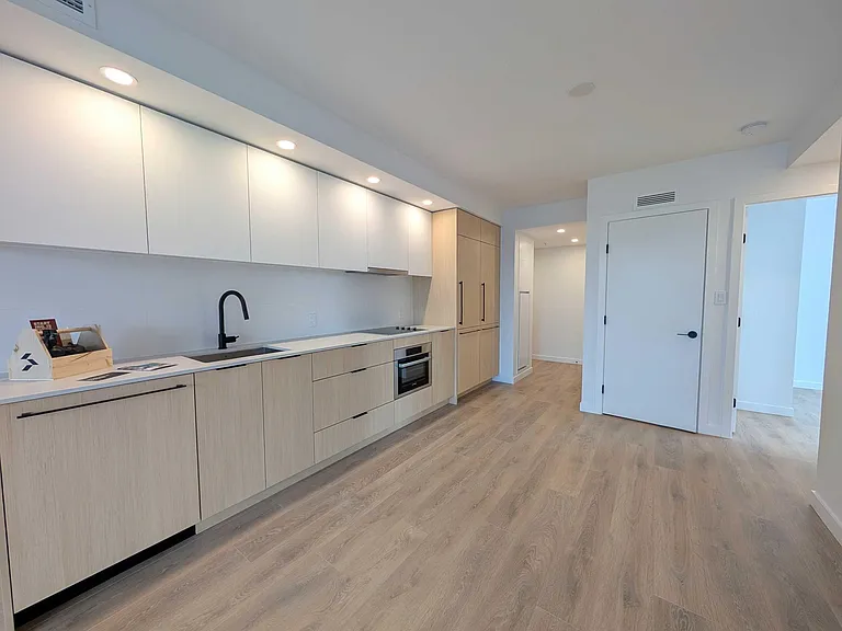 13738 Central Ave #2711 — Photo 2