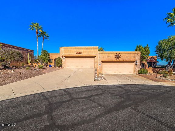 3rd image of 972 W Camino Urbano