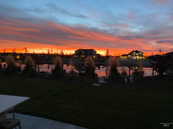 1345 N Triathlon Ave, Eagle, ID 83616